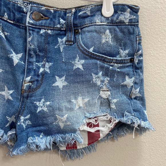 Women’s Mossimo Supply Co. Patriotic High Rise Distressed Jean Shorts. Sz 4/27 - Picture 3 of 11